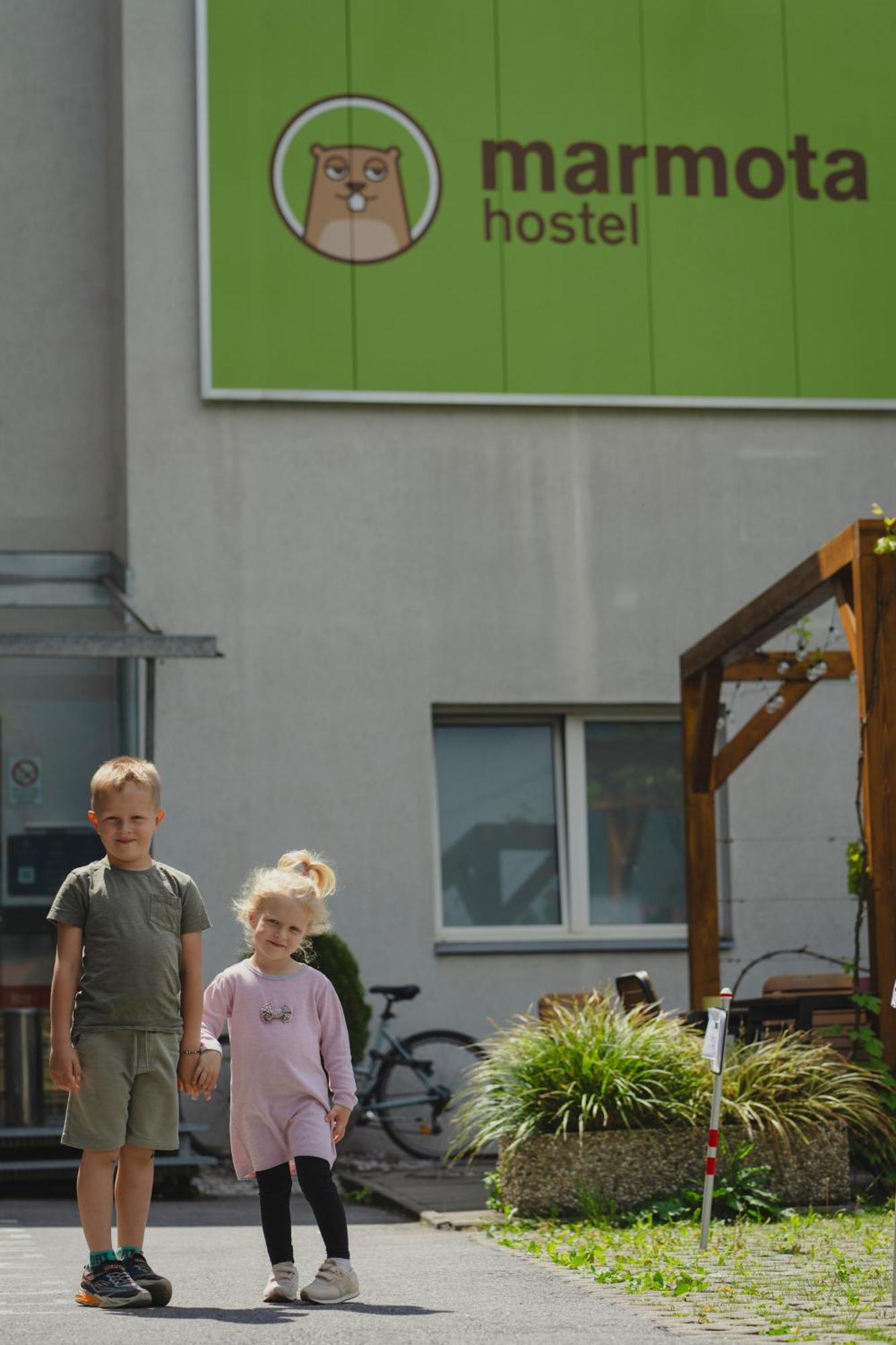 Hostel Marmota Innsbruck Exterior photo